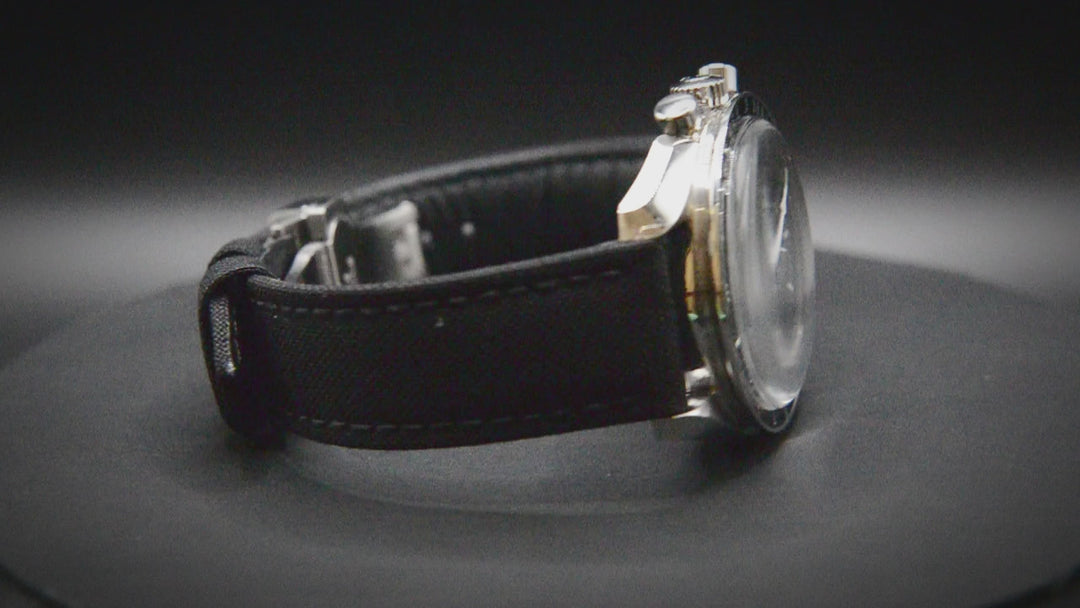 Sailcloth, Cordura military grade watch strap, Quick-release spring bars are installed, lined with Lorica eco-leather by FinWacthStraps® Deployment clasp installed.