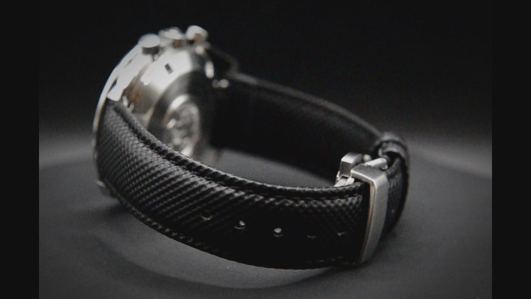 Sailcloth water-resistant watch strap 17-24 mm.