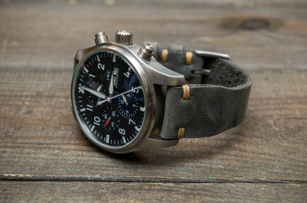 Aviator style watch best sale