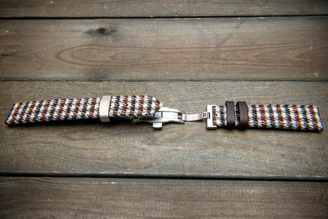 Autumn Stag HARRIS TWEED® Watch Strap – Inspired by Scotland. With a deployment clasp.