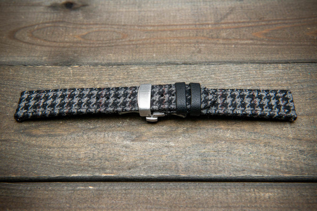 Ashen Plaid HARRIS TWEED® Watch Strap – Classic Style. With a deployment clasp.