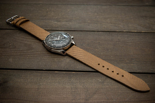 Sandstone Hue – Handmade Lizard Leather Watch Strap
