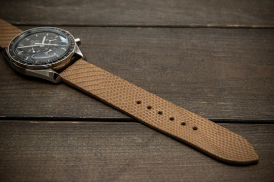 Sandstone Hue – Handmade Lizard Leather Watch Strap
