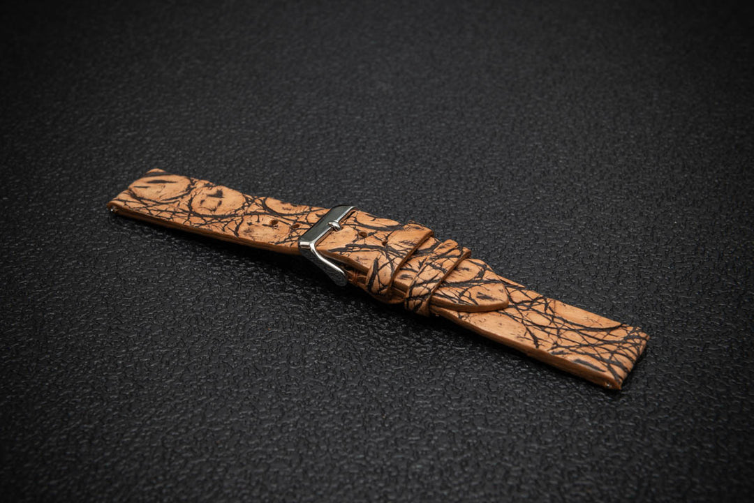 Savanna Trace Alligator Leather Watch Strap – Handmade in Finland, Limited Edition