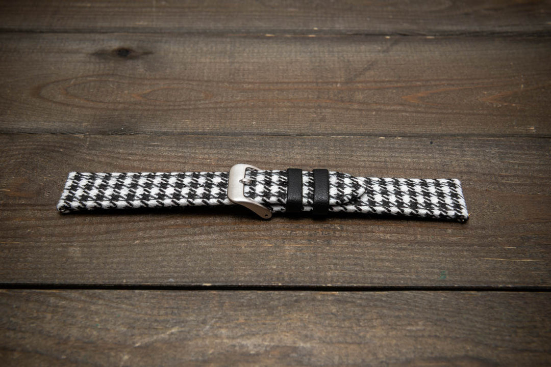 Black &amp; White Houndstooth – HARRIS TWEED® Watch Strap