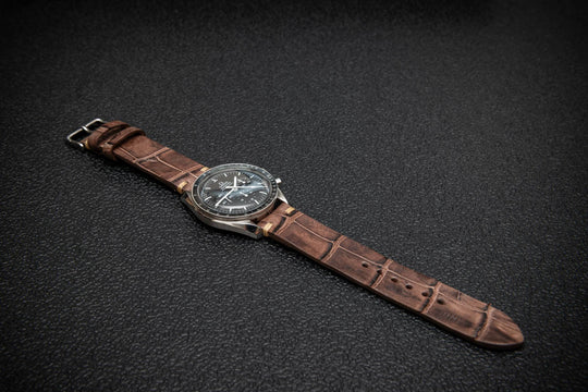 Vintage Chestnut Artisan Alligator Watch Strap – Limited Edition
