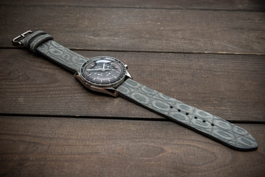 Steel Mist – Handmade Alligator Leather Watch Strap
