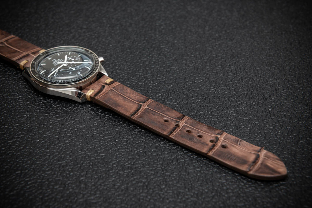 Vintage Chestnut Artisan Alligator Watch Strap – Limited Edition
