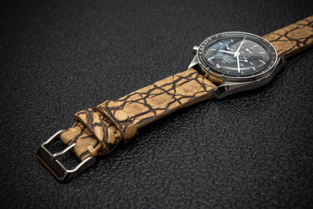 Golden Dusk Alligator Leather Watch Strap – Handmade in Finland, Limited Edition