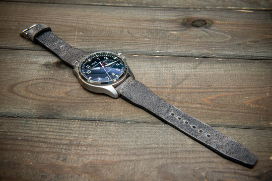 Pilot Grey Kudu Leather Watch Strap – Wild Elegance, Handmade in Finland