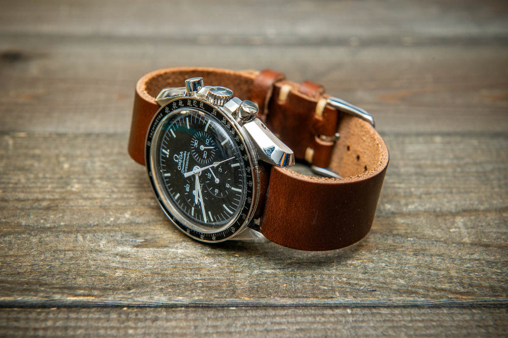 One-piece watch band