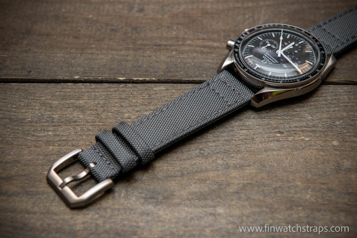 Canvas waterproof watch strap 17mm 18mm 19 mm 20 mm 21 mm 22 mm 23mm 24mm. Grey color