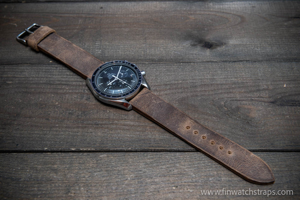 Hodinkee kangaroo nato strap hot sale