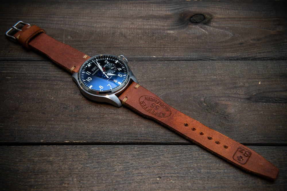 Swiss army watch shop leather band
