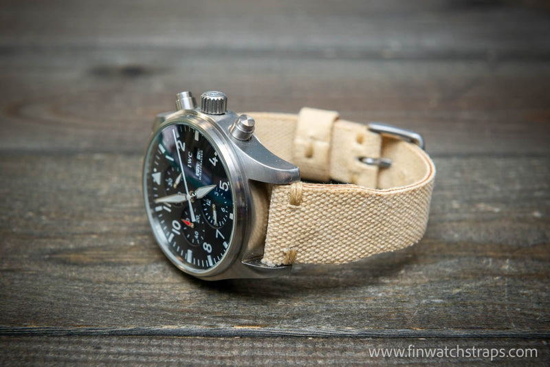 Custom store pilot watch